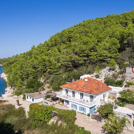 Beautiful With Infinity Pool, Hvar